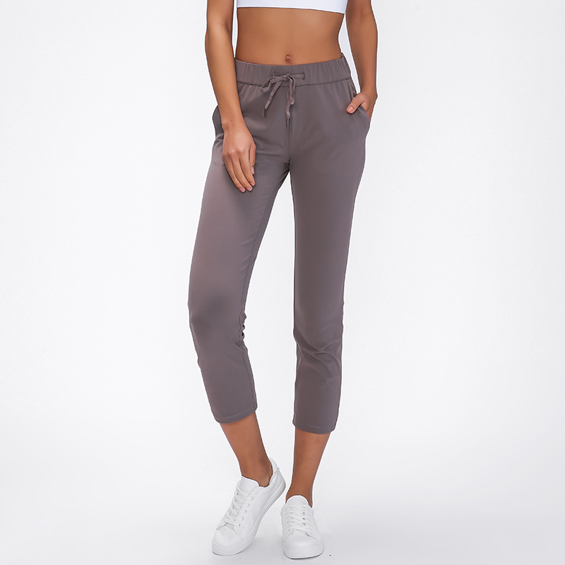 2021 Waiter Cream Drawstring Sport Cut-out Fitness Joggers Woman Naked-feel Fabric Mid-rise Training Gymnasium Pants Capri 6ry8, Cream camel.
2021 Waiter Cream Drawstring Sport Cut-out Fitness Joggers Woman Naked-feel Fabric Mid-rise Training Gymnasium Pants Capri 6ry8, Cream camel.