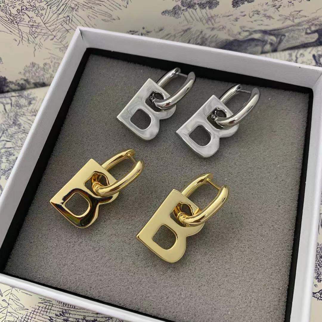 B gold hoop earrings lady Women Party Wedding Lovers gift engagement Jewelry for Bride wITH box
B gold hoop earrings lady Women Party Wedding Lovers gift engagement Jewelry for Bride wITH box