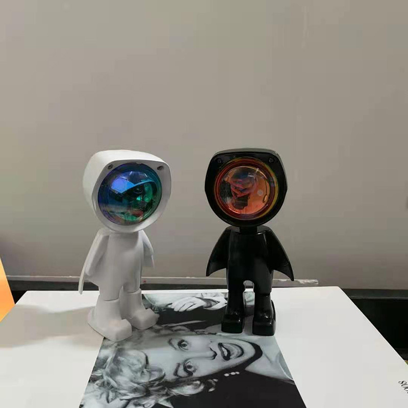 Astronaut USB Powered Light 360 Robot Lighting LED Projector Night Lights Rainbow Sunset Lamp Selfie Bedroom