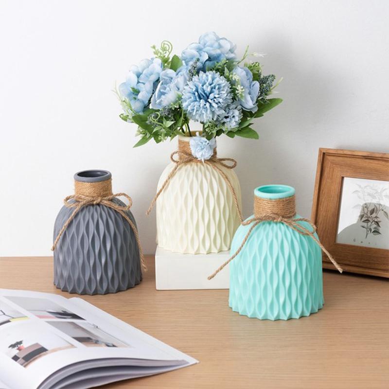Nordic Style Decorative Striped Vase Plastic Vase Home Decoration Anti-ceramic Modern Indestructible Creative Simplicity
Nordic Style Decorative Striped Vase Plastic Vase Home Decoration Anti-ceramic Modern Indestructible Creative Simplicity