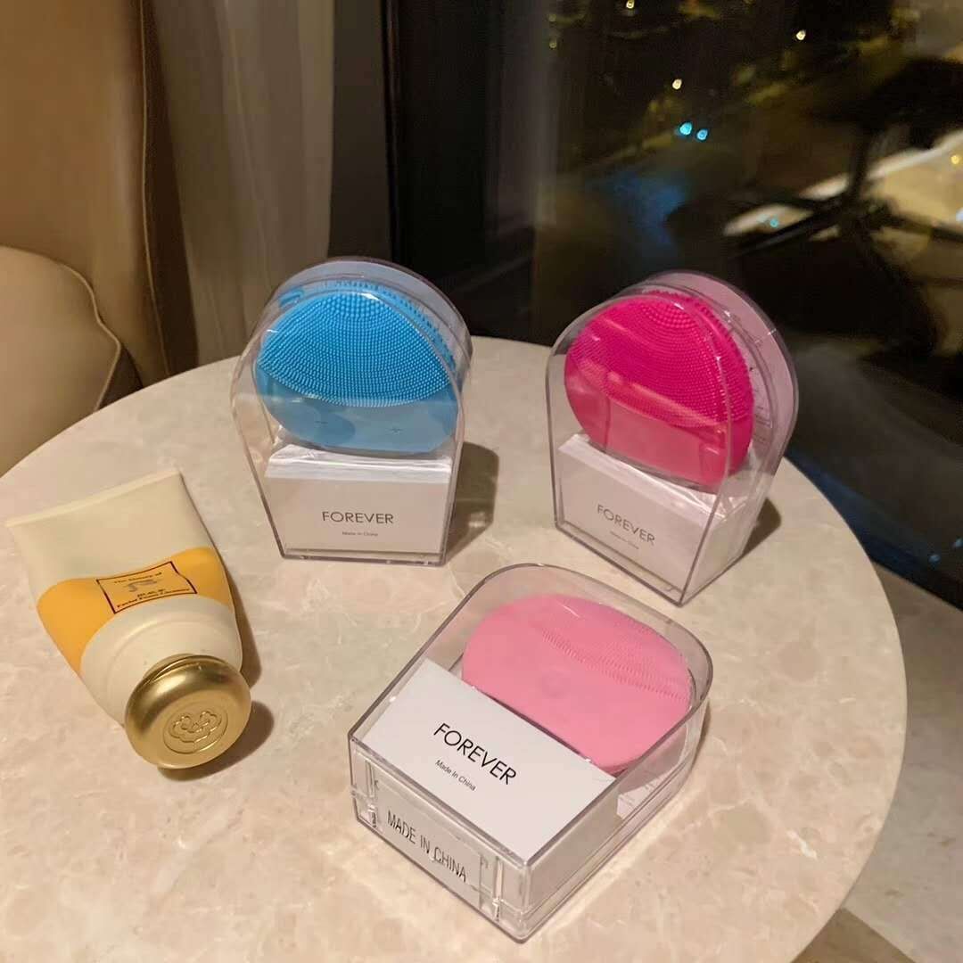 Hot Silicone Face Cleaning Beauty Tool Mini Waterproof Electric Facial Pore Deep Cleansing Brush Skin Clean Massage Makeup Residual Removal Beauty App