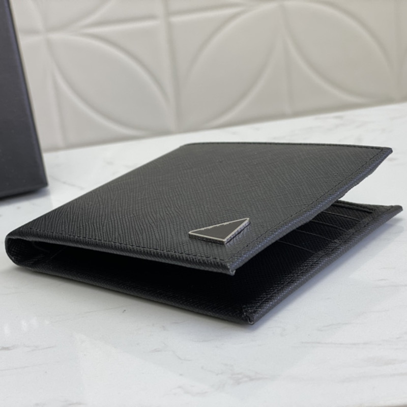 Brief paragraph wallet Sell the latest styles 2M0513 mini bag Cowhide has excellent textureThe thread cloth White steel hardware accessories, Brown;gray
Brief paragraph wallet Sell the latest styles 2M0513 mini bag Cowhide has excellent textureThe thread cloth White steel hardware accessories, Brown;gray