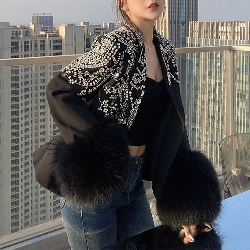 Fashion Ladies Jacket Black White Sexy V-neck Coat Diamond Decoration Removable Hair Cuff Slim 210525