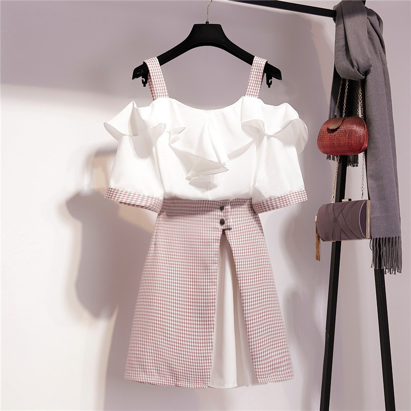 Skirt summer female Korean style small fresh suit skirt strapless suspender sweet dress two-piece 210525
Skirt summer female Korean style small fresh suit skirt strapless suspender sweet dress two-piece 210525