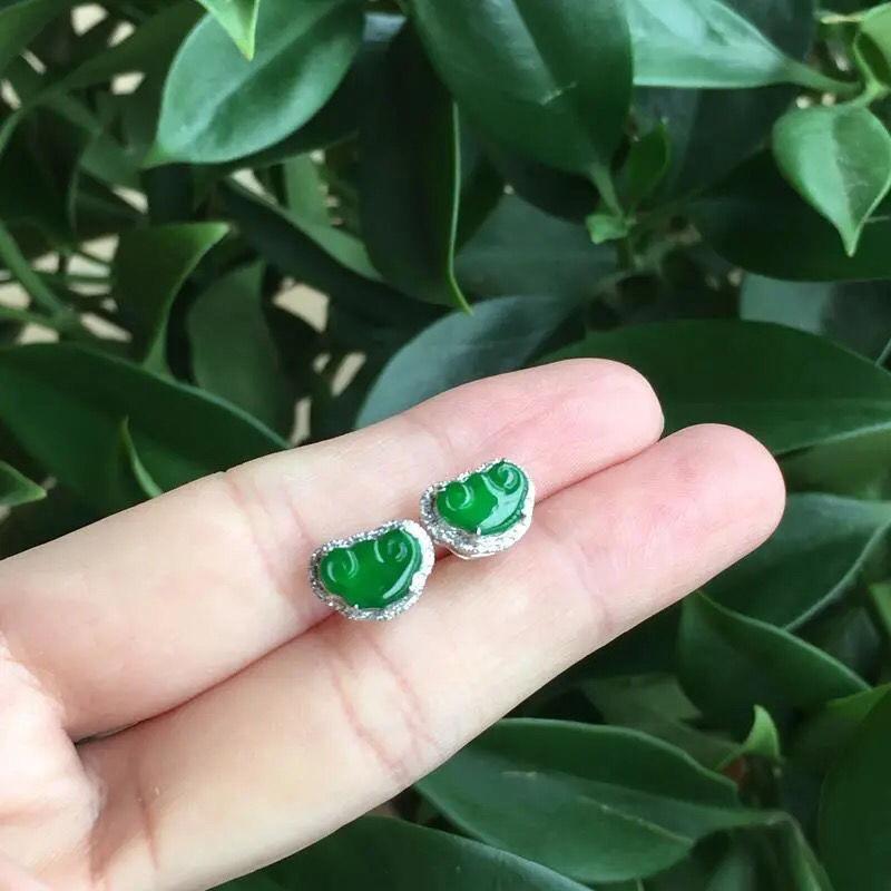 stud style silver inlaid natural green chalcedony geometric earrings chinese simple charm women's jewelry, Golden;silver
stud style silver inlaid natural green chalcedony geometric earrings chinese simple charm women's jewelry, Golden;silver