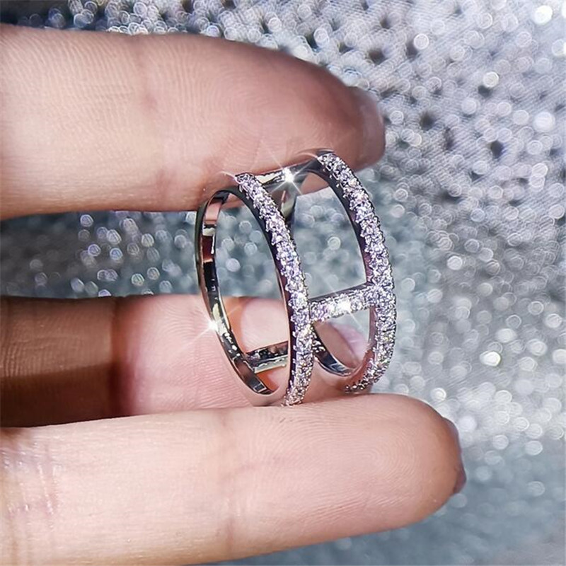 Ins Top Selling New Arrival Simple Fashion Jewelry 925 Sterling Silver White Sapphire Party CZ Diamond Gemstone Women Wedding Band Ring Gift