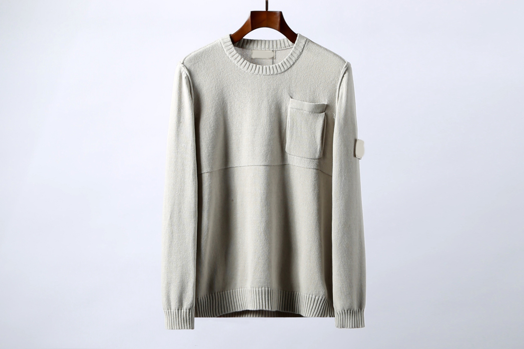 cptoney astone is lan d men's sweaters designer turtleneck has a chest pocket, White;black
cptoney astone is lan d men's sweaters designer turtleneck has a chest pocket, White;black