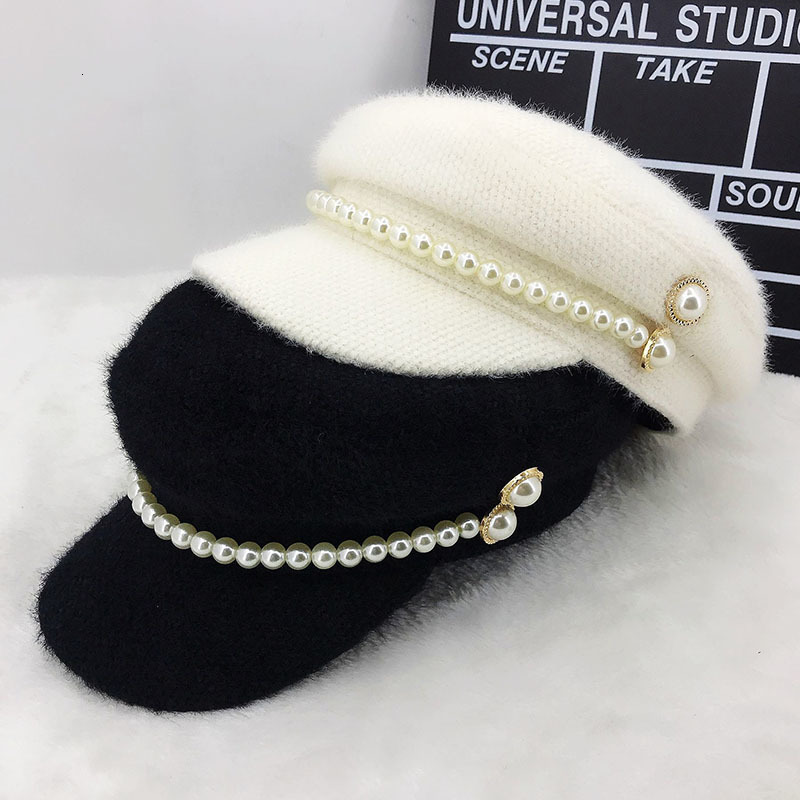 2021 New White Winter Women Newsboy Female Pearl Band Fur Hat Black Military Caps Vintage Flat Top Thick Warm Hats 65d6
2021 New White Winter Women Newsboy Female Pearl Band Fur Hat Black Military Caps Vintage Flat Top Thick Warm Hats 65d6