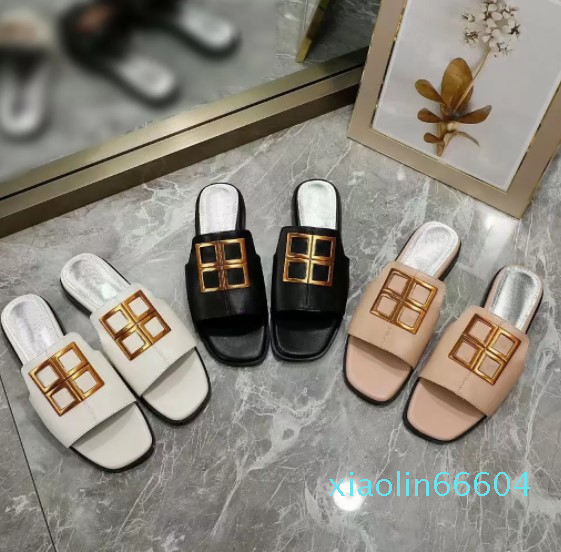 Fashion-SUMMER trend Classic open toe flat women's slippers made of leather luxury metal button decoration silver sole design shoes, Black
Fashion-SUMMER trend Classic open toe flat women's slippers made of leather luxury metal button decoration silver sole design shoes, Black