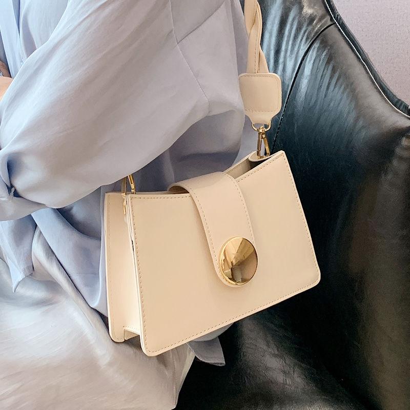 Weave Shoulder strap Armpit bag 2021 Fashion New High quality PU Leather Women's Designer Handbag Casual Shoulder Messenger Bag, Beige
Weave Shoulder strap Armpit bag 2021 Fashion New High quality PU Leather Women's Designer Handbag Casual Shoulder Messenger Bag, Beige