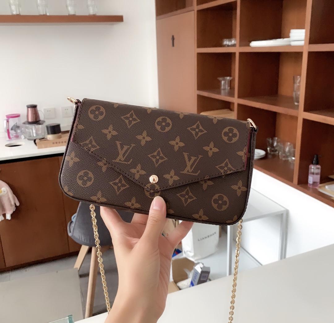 luxury designer women Pochette messenger bag women handbag LOUIS VITTON LV Pallas Real Leather Messenger Shoulder Bags
luxury designer women Pochette messenger bag women handbag LOUIS VITTON LV Pallas Real Leather Messenger Shoulder Bags