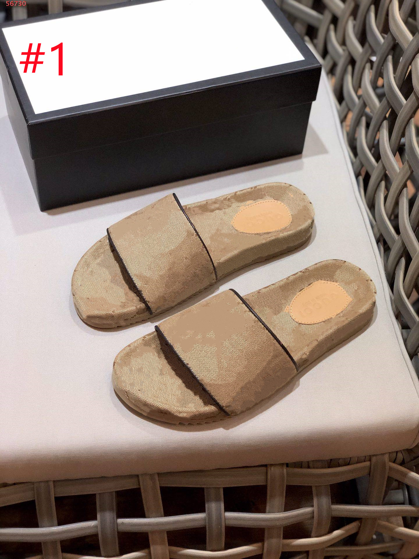 2021 new arrival mens luxe flat slippers Sideline crisscross canvas slides sandals with Covered footbed and midsole Scuffs Flip Flops 38-45, #4
2021 new arrival mens luxe flat slippers Sideline crisscross canvas slides sandals with Covered footbed and midsole Scuffs Flip Flops 38-45, #4