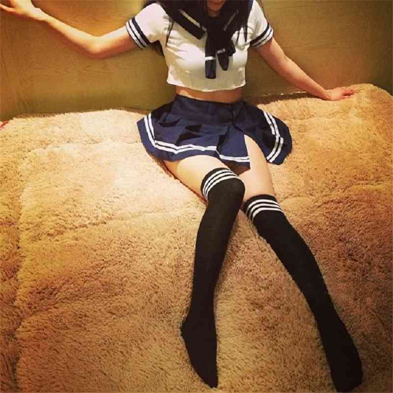 Feimu fun female student uniform temptation black and white stripe stockings high tube cotton socks 7221, Black;white
Feimu fun female student uniform temptation black and white stripe stockings high tube cotton socks 7221, Black;white