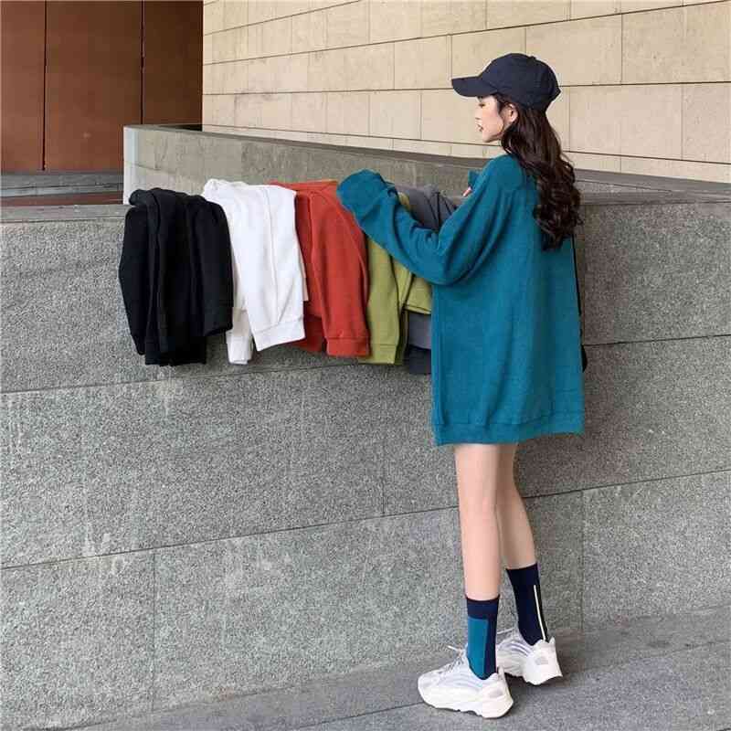 2021 new style sweater women's spring and autumn thin loose Korean round neck top lazy wind long coat, Black
2021 new style sweater women's spring and autumn thin loose Korean round neck top lazy wind long coat, Black
