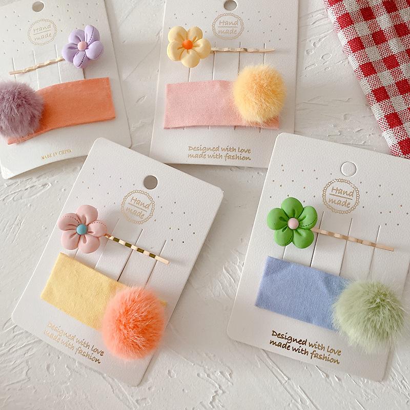 2 Pcs Sweet Girl Cute Colorful Flower Hairpins Kids Hair Accessories Fashion Children's Hairball Fabric Square BB Clip Headdress
2 Pcs Sweet Girl Cute Colorful Flower Hairpins Kids Hair Accessories Fashion Children's Hairball Fabric Square BB Clip Headdress
