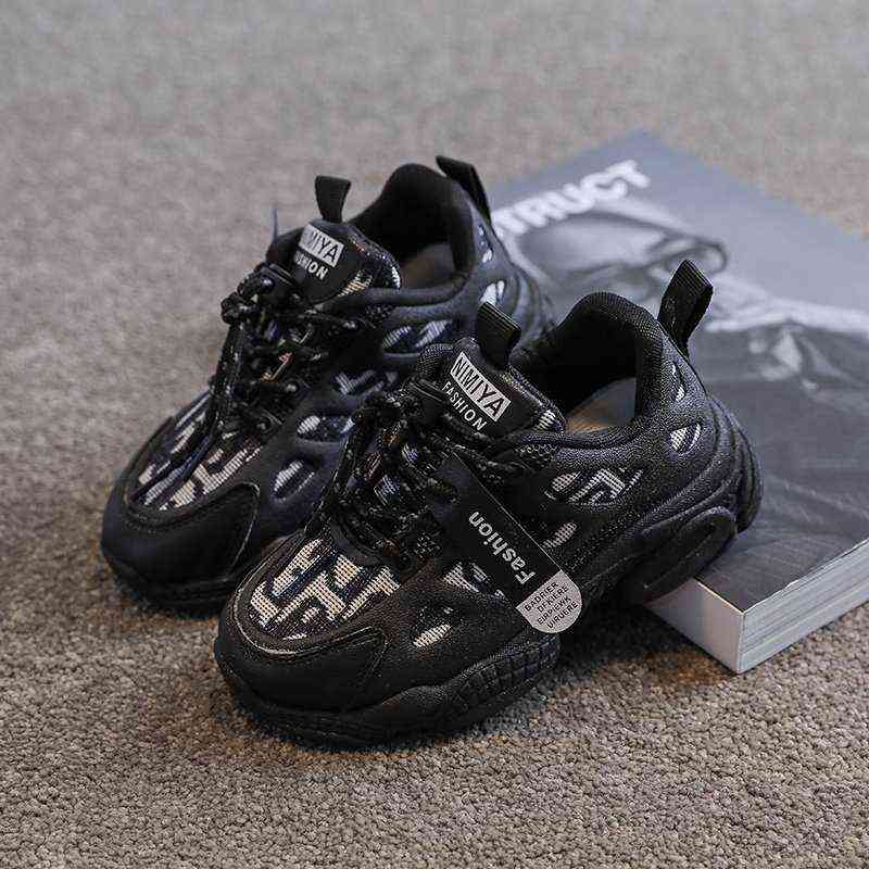 Kids Casual Sneakers for Boys Girls Soft Bottom Lightweight Children Flat Shoes Mesh Shoes Breathable Sports Running Shoes AA220311