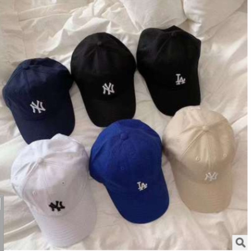 Korea Chao brand soft top baseball net red small letter duck tongue ins curved brim embroidered hat, N black
Korea Chao brand soft top baseball net red small letter duck tongue ins curved brim embroidered hat, N black