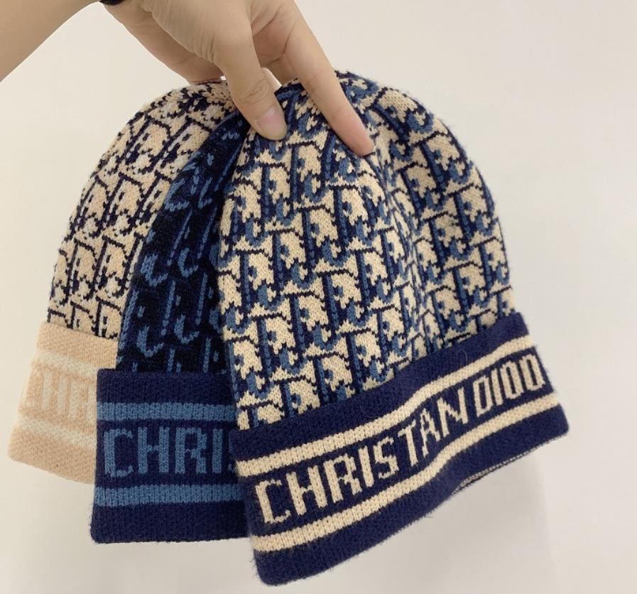 Designer Mens Beanie ball Cap Luxury Skull Hat Knitted Caps Ski Hats Snapback Mask Fitted Unisex Winter Cashmere Casual Outdoor High Quality, Blue;gray
Designer Mens Beanie ball Cap Luxury Skull Hat Knitted Caps Ski Hats Snapback Mask Fitted Unisex Winter Cashmere Casual Outdoor High Quality, Blue;gray