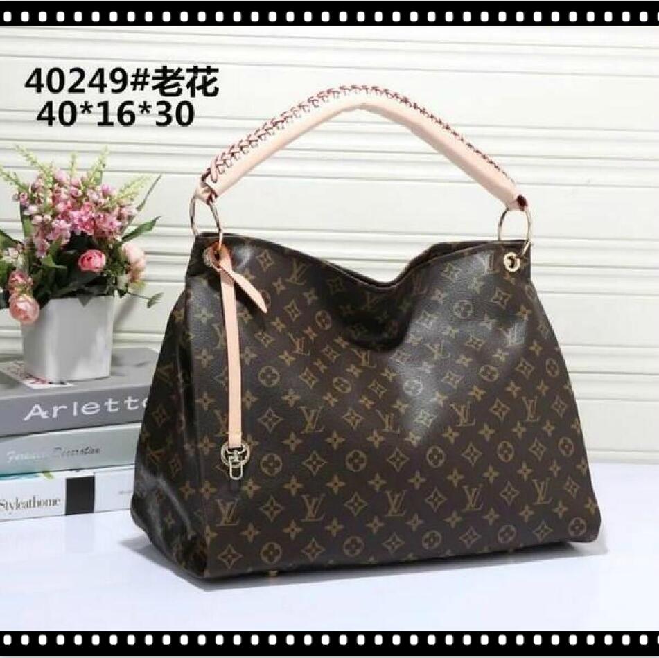 LV LOUIS BAG VITTON Shoulder Fashion luxurys designers bags mens Shoulder Bags Totes purse handbags crossbody backpack wallet
LV LOUIS BAG VITTON Shoulder Fashion luxurys designers bags mens Shoulder Bags Totes purse handbags crossbody backpack wallet