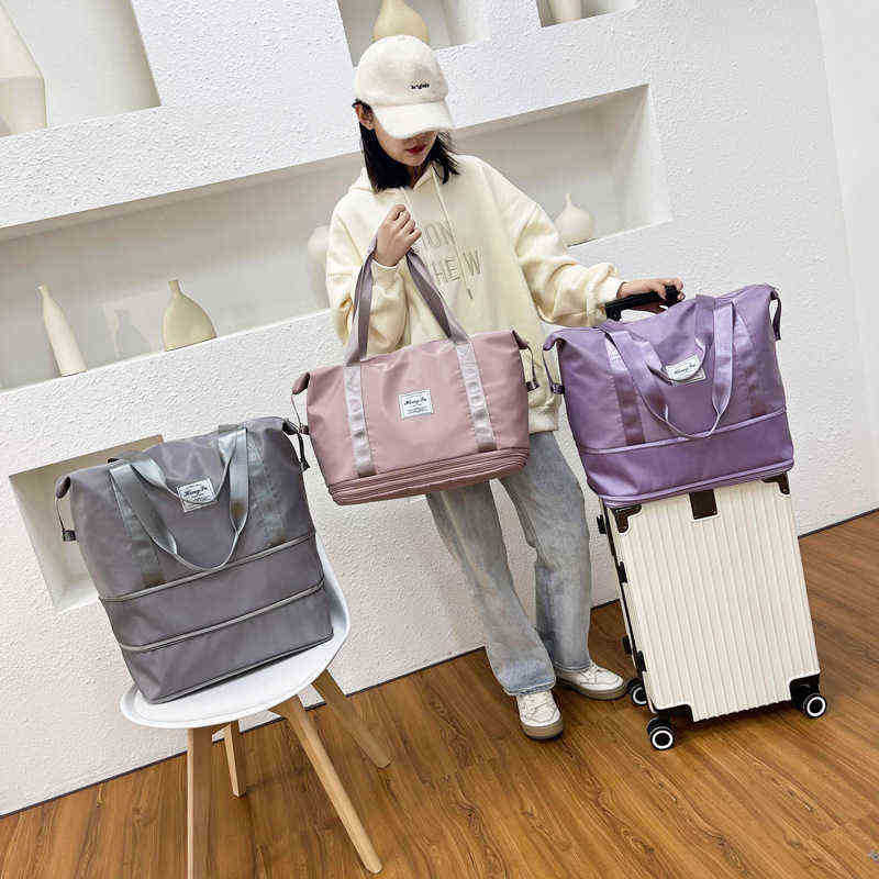 Adjustable Waterproof Sports Fitness Bag Gym Yoga Big Travel Duffle Handbag for Women Weekend Traveling bag 202211