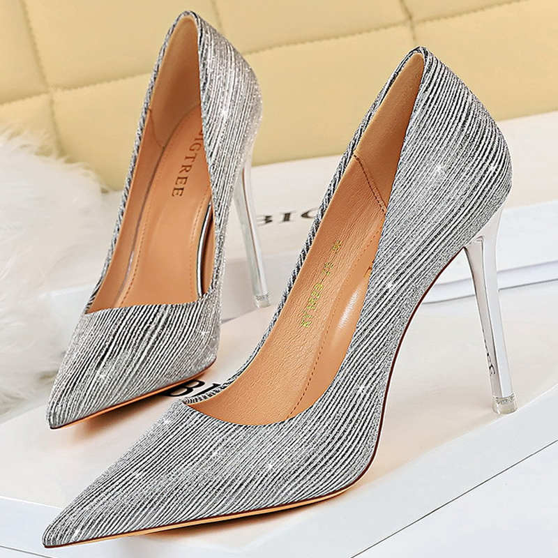 2021 Chaussures Tissu à paillettes Femme Pumps Sliver Talons Hauts Femmes Stiletto Sexy Femmes Talons Femmes Chaussures Chaussures Mode Chaussure