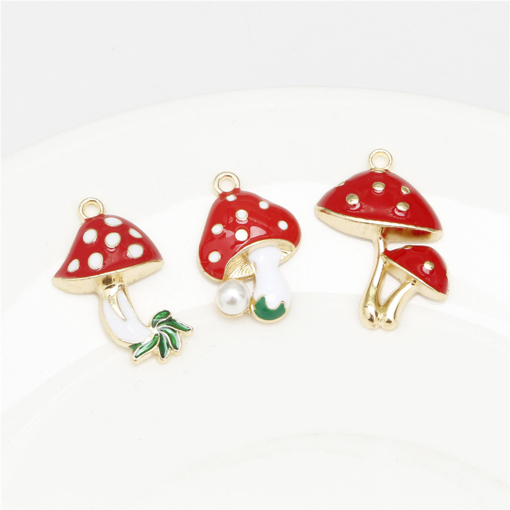 20pcs Alloy Dripping Oil Mushroom Charm with Red Enamel Faux Pearl Pendant DIY Handmade Accessories Keychain Hanging Chain
20pcs Alloy Dripping Oil Mushroom Charm with Red Enamel Faux Pearl Pendant DIY Handmade Accessories Keychain Hanging Chain
