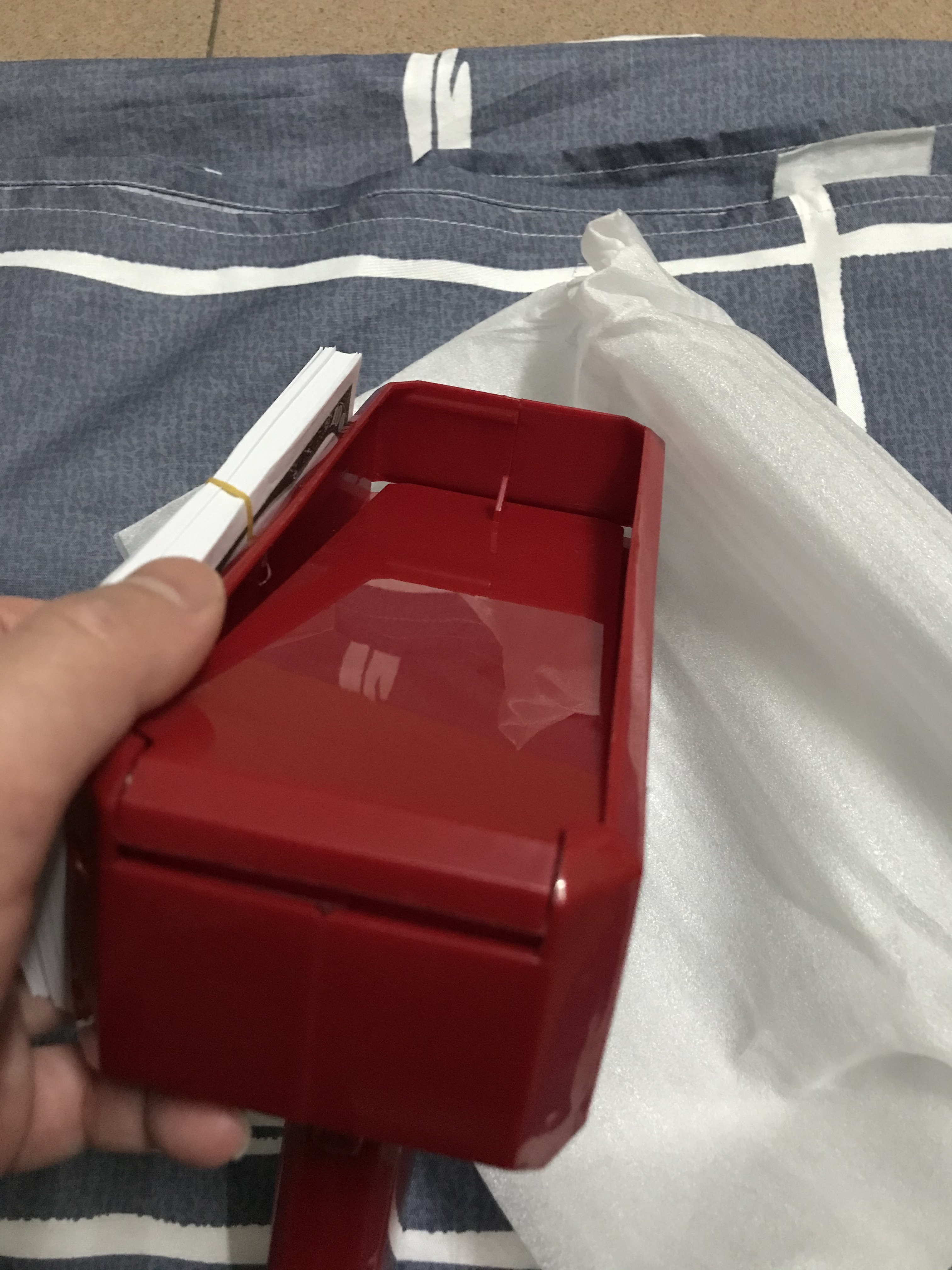 Spit Banknotes Red Collectable Fashion Toy Gift Party Toys Game Cash Cannon Funny Pisto Shot Decompression Fidget
Spit Banknotes Red Collectable Fashion Toy Gift Party Toys Game Cash Cannon Funny Pisto Shot Decompression Fidget