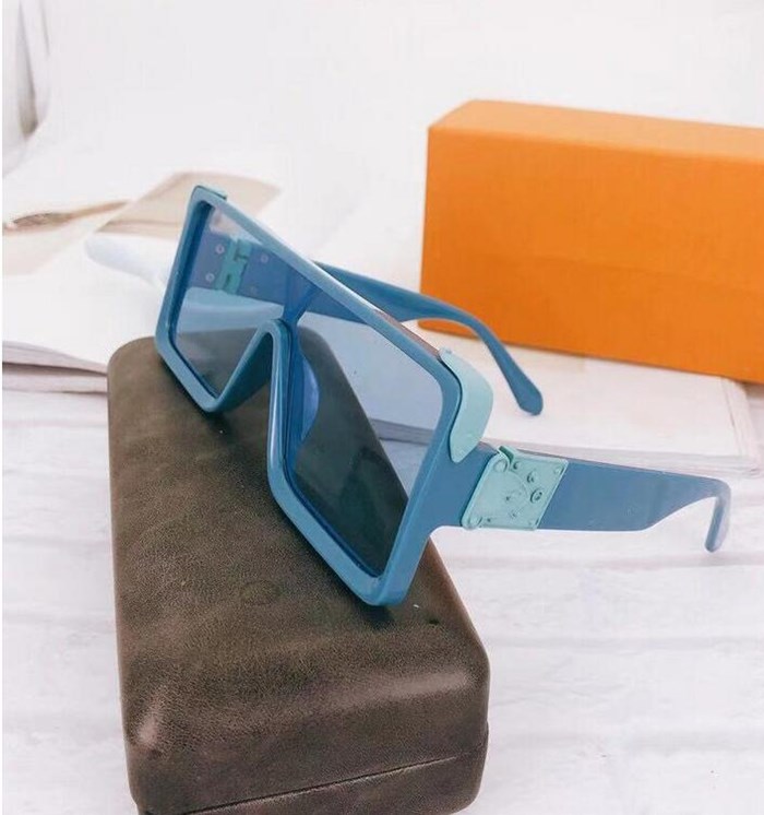 Luxur Top Quality Classic Square Sunglasses Designer Brand fashion Mens Womens Sun Glasses Eyewear Metal Glass Lenses ll 2021, White;black
Luxur Top Quality Classic Square Sunglasses Designer Brand fashion Mens Womens Sun Glasses Eyewear Metal Glass Lenses ll 2021, White;black