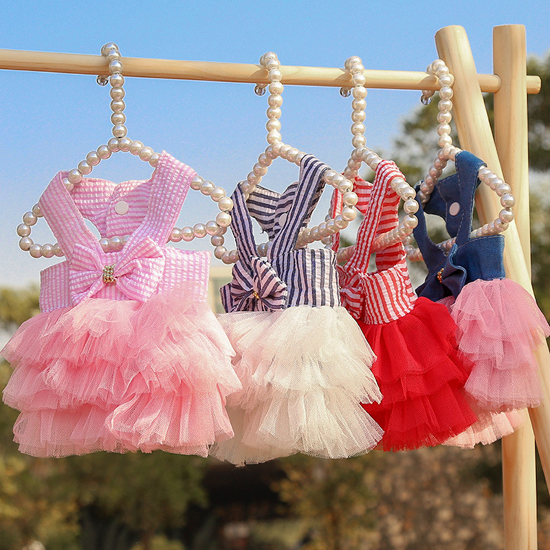 Pet Striped Suspender Skirt Dog Apparel Doggy Clothe Princess Dresses Wedding Skirts Lovely Bow Dogs Clothes for Cats Puppy Small Dogg Pets Supplies S