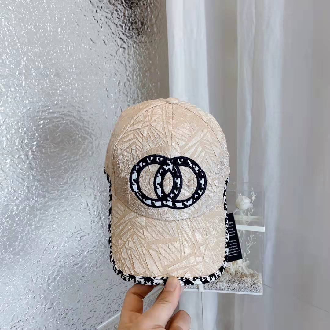 Luxury Designer Hat Baseball hat fashion cap classic style high quality craft men and women are suitable for couples' social gatherings good, Box
Luxury Designer Hat Baseball hat fashion cap classic style high quality craft men and women are suitable for couples' social gatherings good, Box