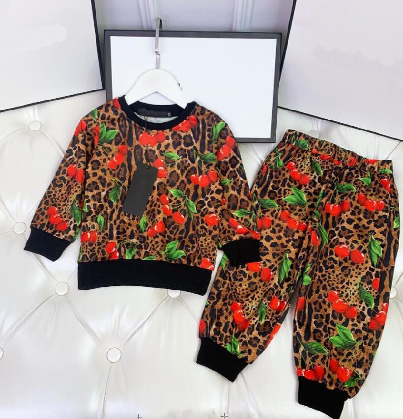kids letter sport printed sets designers boys girls children long sleeve sweatshirt + pants tops skirts, White
kids letter sport printed sets designers boys girls children long sleeve sweatshirt + pants tops skirts, White