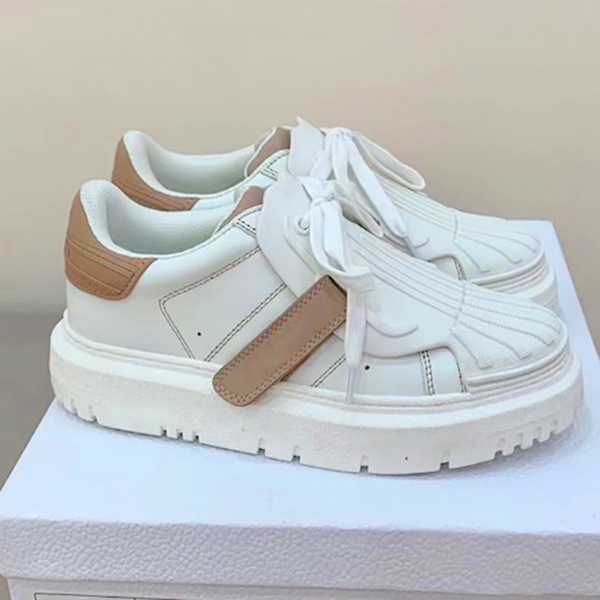 Designer id sneakers Women White and Nude Calfskin and Rubber Casual Shoes Platform Vintage Leather Sneaker Splicing White Gray Round Trainers, White+red
Designer id sneakers Women White and Nude Calfskin and Rubber Casual Shoes Platform Vintage Leather Sneaker Splicing White Gray Round Trainers, White+red