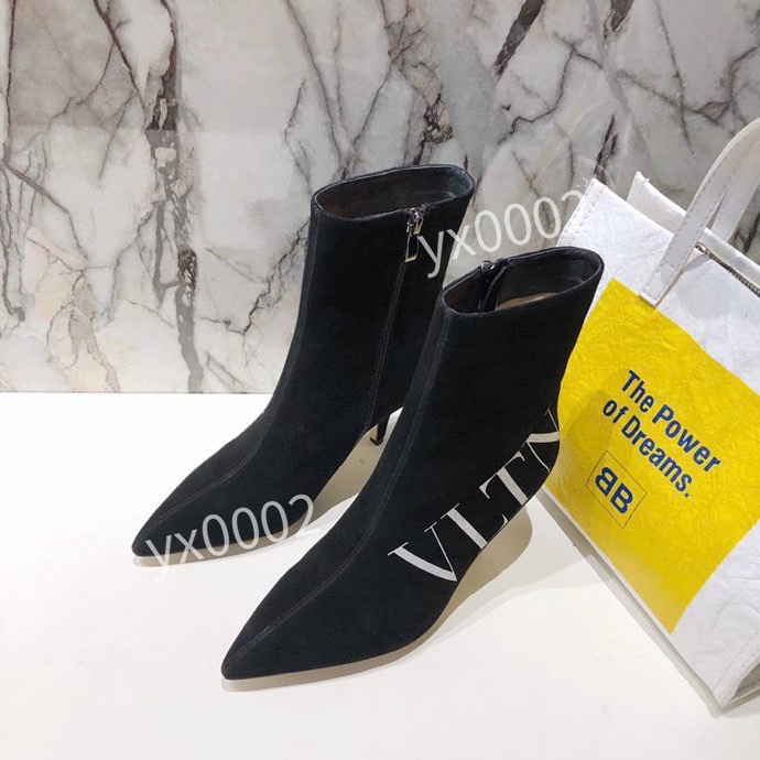 Luxury Leather with Spikes Pointed Toes Women Ankle Boots Fashion Designer Sexy Ladies Red Bottom High Heels Shoes Pumps 35-41, 02
Luxury Leather with Spikes Pointed Toes Women Ankle Boots Fashion Designer Sexy Ladies Red Bottom High Heels Shoes Pumps 35-41, 02