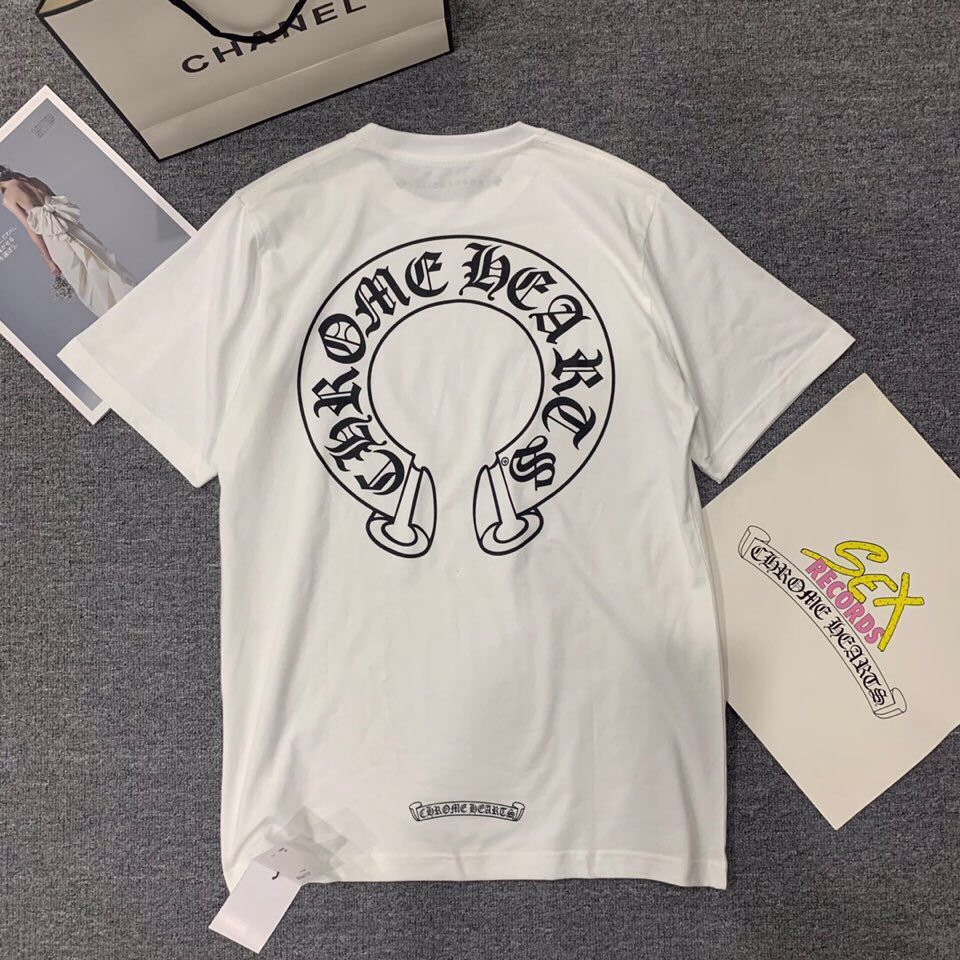 Chrome-Hearts 2021 summer fashion crosin cross short sleeve T-shirt hip hop horseshoe print letter men's and women's cotton T-shirt, White
Chrome-Hearts 2021 summer fashion crosin cross short sleeve T-shirt hip hop horseshoe print letter men's and women's cotton T-shirt, White