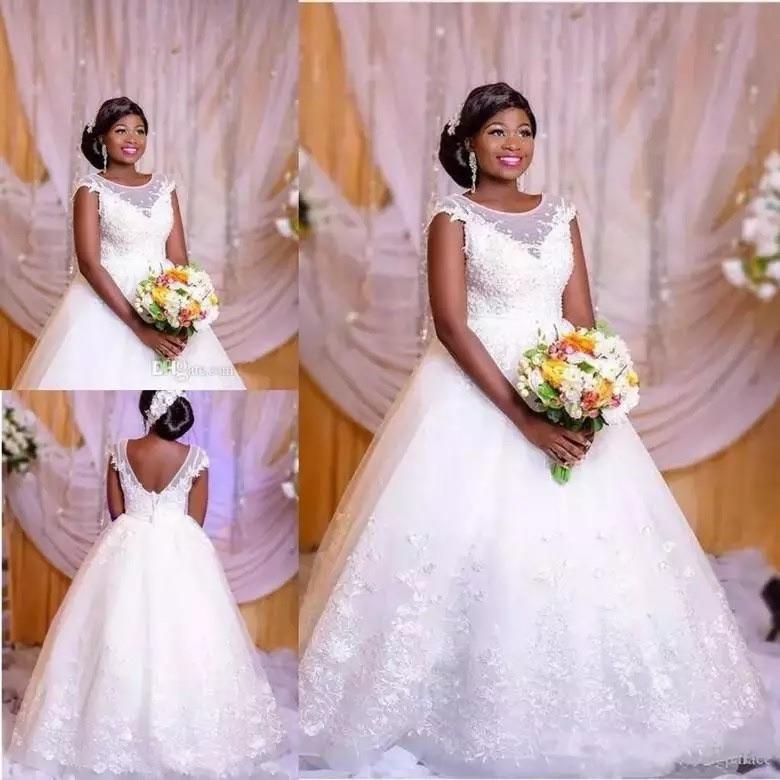 Tulle Wedding Dresses Bridal Gown Lace Applique Floor Length Scoop Neck Sleeveless Custom Made Beaded Chapel Princess Vestidos De Novia 403