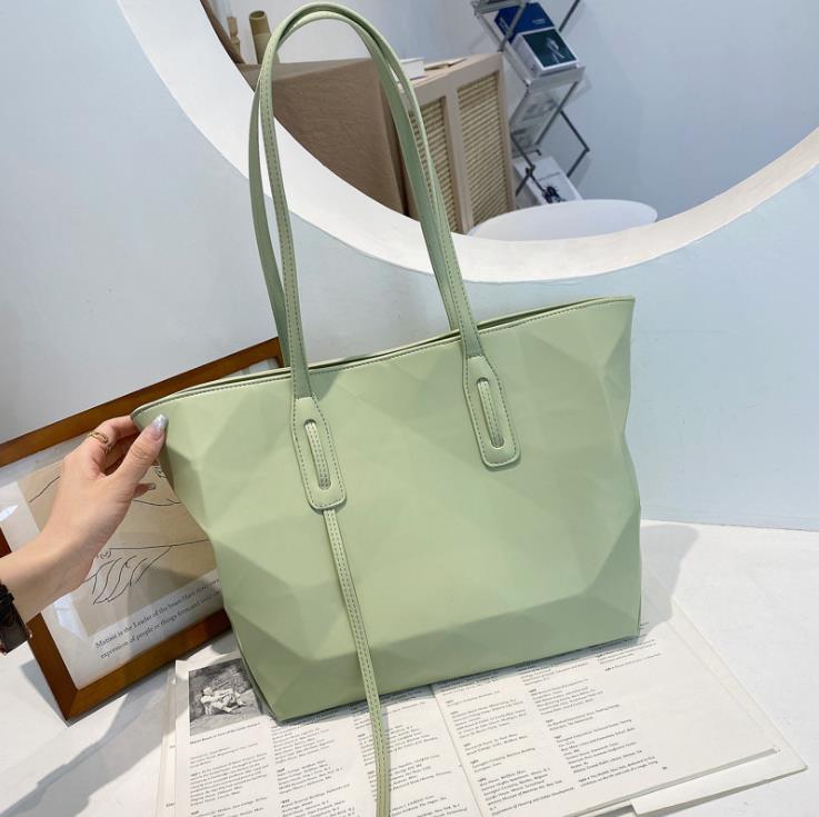 Shoulder Bags Large-Capacity Women's Bag 2022 Three-Dimensional Ladies Trendy Texture Handbag, Black
Shoulder Bags Large-Capacity Women's Bag 2022 Three-Dimensional Ladies Trendy Texture Handbag, Black