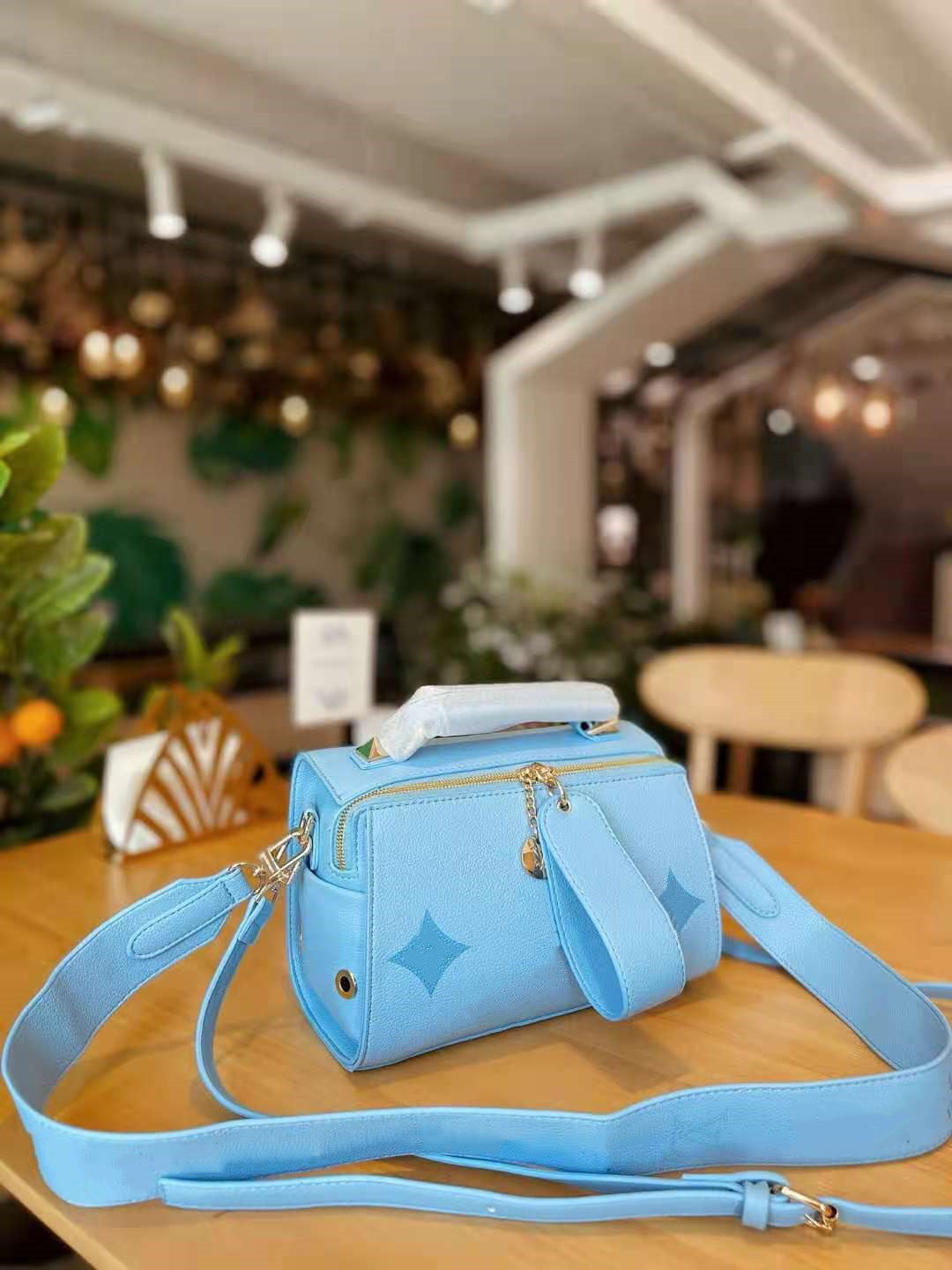 3 Pcs Lady Leather bag set Favorite Multi Pochette Accessories Women Crossbody Purse Messenger Bags Handbags Flowers Designers Shoulder V-776
3 Pcs Lady Leather bag set Favorite Multi Pochette Accessories Women Crossbody Purse Messenger Bags Handbags Flowers Designers Shoulder V-776