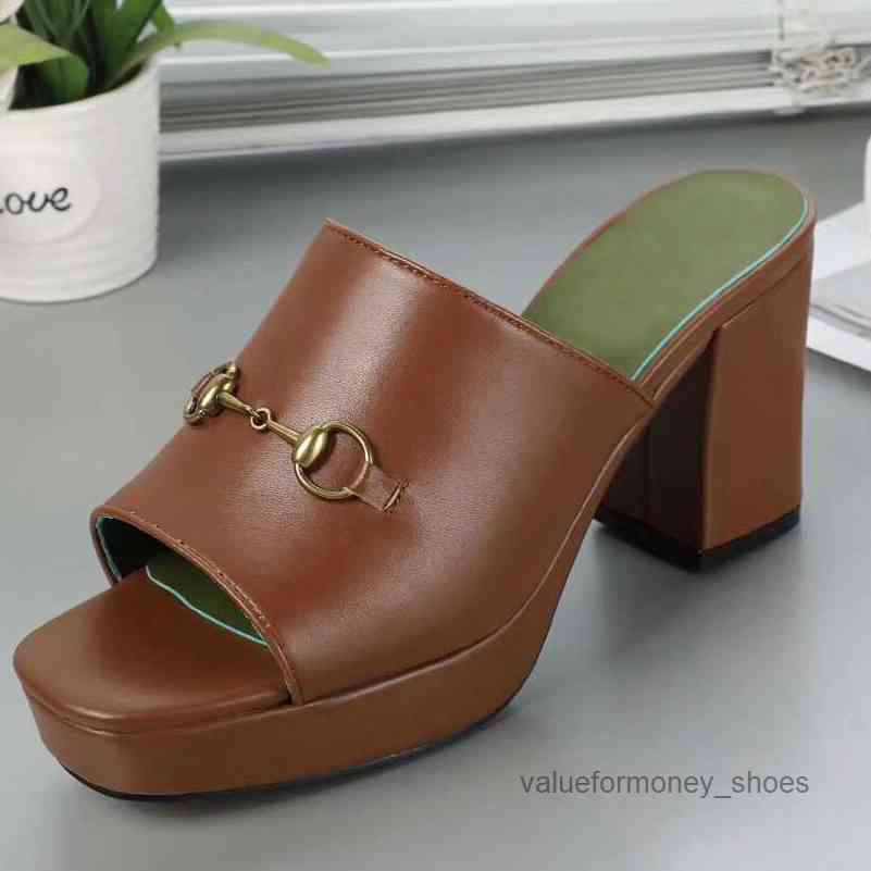 heeled Summer High slippers Metal buckle fashion letter Lazy black Half women shoes beach flops sexy Lady heels 100% Soft cow Leather sandal, Red
heeled Summer High slippers Metal buckle fashion letter Lazy black Half women shoes beach flops sexy Lady heels 100% Soft cow Leather sandal, Red