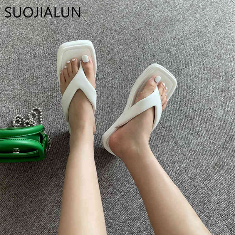 SUOJIALUN 2021 New Summer Women Slipper Flat Heel Slip On Platform Flip Flop Shoes Ladies Casual Outdoor Beach Sandals Slides K78, Black
SUOJIALUN 2021 New Summer Women Slipper Flat Heel Slip On Platform Flip Flop Shoes Ladies Casual Outdoor Beach Sandals Slides K78, Black