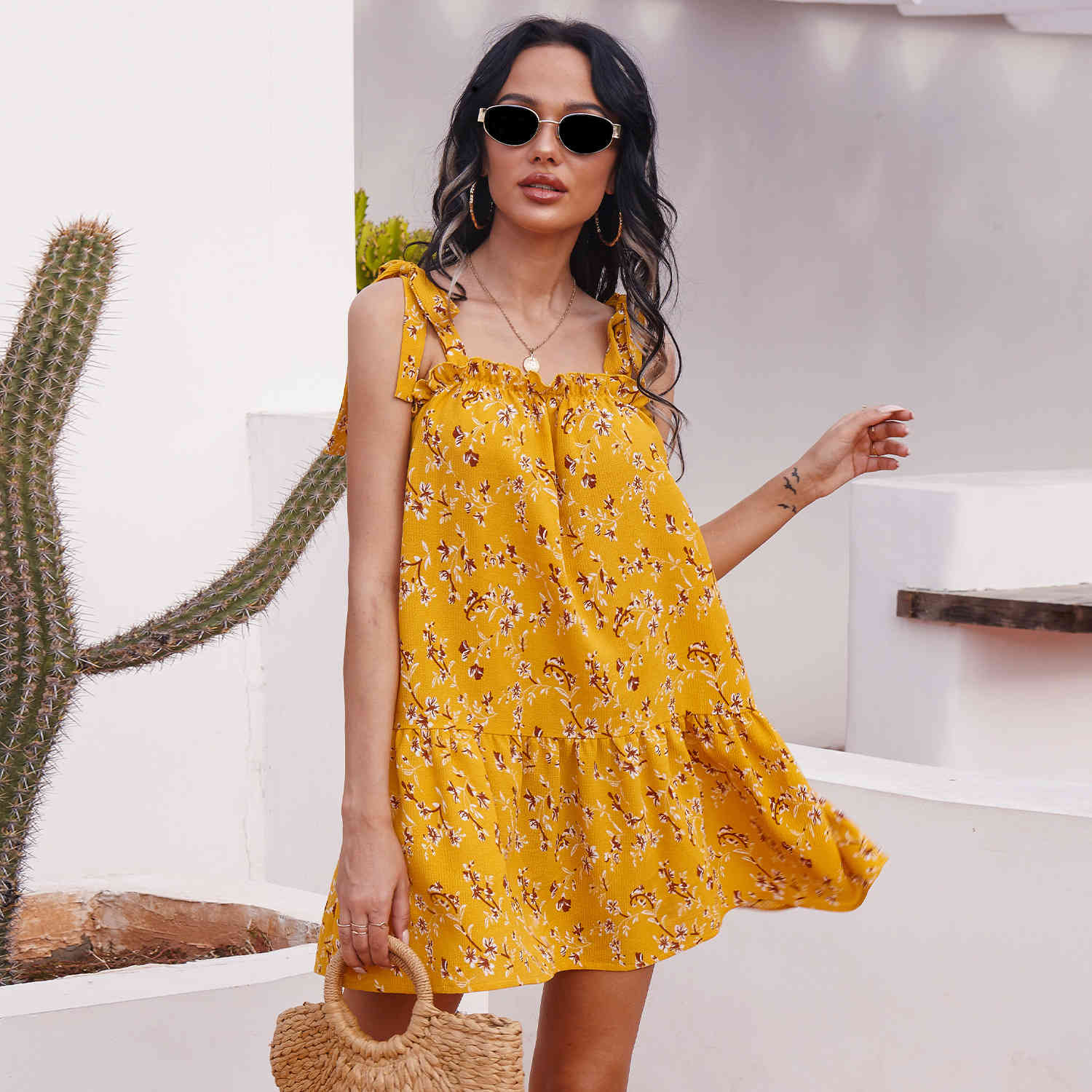 Women O-neck Spaghetti Strap floral Print Ruched Cami Dress Sexy Casual Sleeveless Summer Holiday Mini 210524, Yellow
Women O-neck Spaghetti Strap floral Print Ruched Cami Dress Sexy Casual Sleeveless Summer Holiday Mini 210524, Yellow