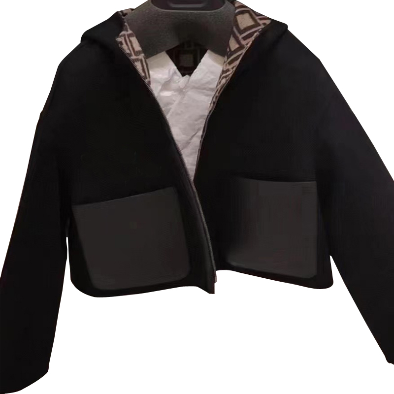 Women' designer jacket with hood both sides wear fashion solid color windbreaker jackets casual letter printed hooded Street
Women' designer jacket with hood both sides wear fashion solid color windbreaker jackets casual letter printed hooded Street