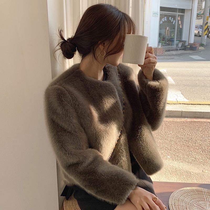Women's Fur & Faux Pinkou Stylish Solid Coats Long Sleeve Open Stitch Jacket Grey Black Elegant Autumn Winter Warm Tops Mujer CA162
Women's Fur & Faux Pinkou Stylish Solid Coats Long Sleeve Open Stitch Jacket Grey Black Elegant Autumn Winter Warm Tops Mujer CA162