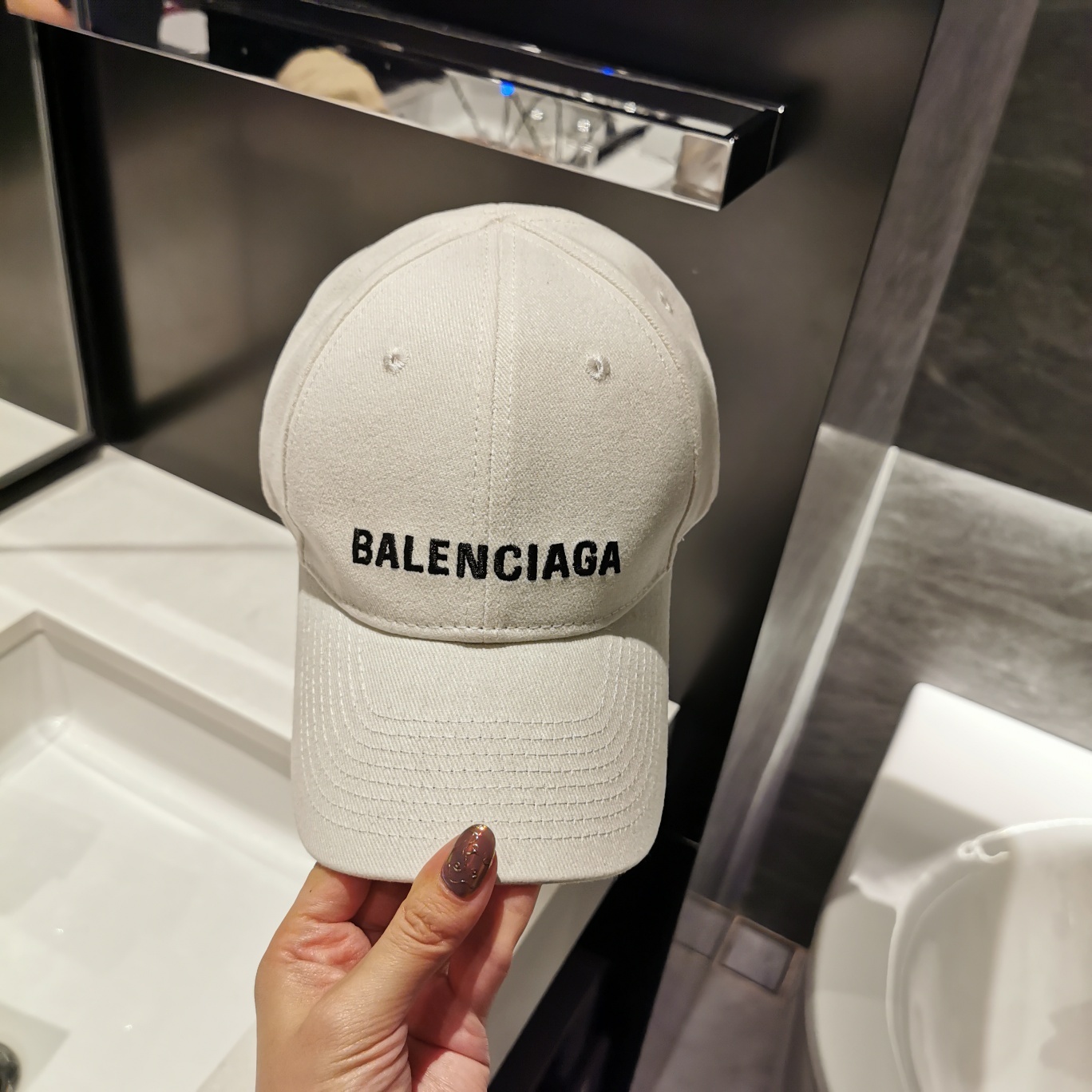 Fashion Hip Pop Baseball Ball Cap Hats Italia Hardtop Couple New Sun Protection Bent Brim Hat Love Caps, Black
Fashion Hip Pop Baseball Ball Cap Hats Italia Hardtop Couple New Sun Protection Bent Brim Hat Love Caps, Black