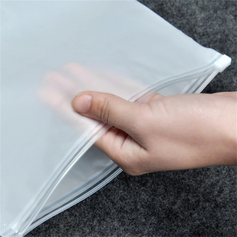 100pcs/lot Travelling Storage Bag Frosted Plastic Reclosable Zipper Package Bags Portable Packaging Pouch for Gift Clothes Jewelry