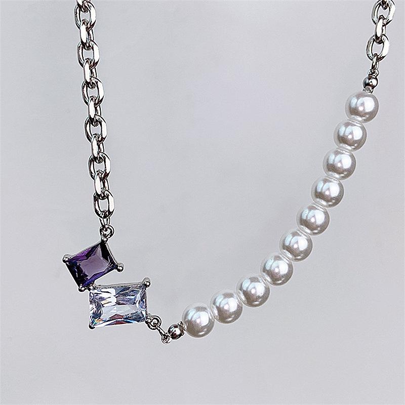 Chokers Punk Vintage Square Crystal Pendant Clavicle Chain Necklaces For Women Imitation Pearls Necklace Metal Choker Fashion Jewelry
Chokers Punk Vintage Square Crystal Pendant Clavicle Chain Necklaces For Women Imitation Pearls Necklace Metal Choker Fashion Jewelry