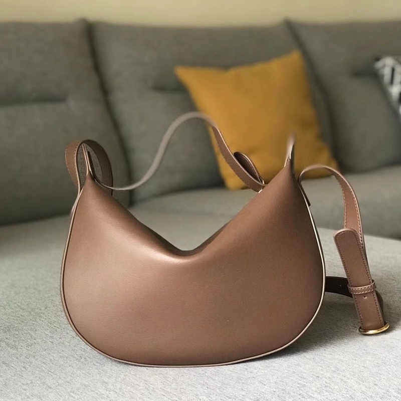 Luxury designer Crossbody Shoulder Backpack Handbags Tote bag Bags Handbags Wallet Purse Online Store Korean simple underarm summer High-qua
Luxury designer Crossbody Shoulder Backpack Handbags Tote bag Bags Handbags Wallet Purse Online Store Korean simple underarm summer High-qua