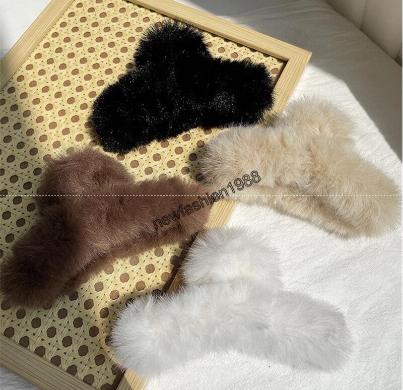 Woman Fluffy Hair Clips Winter Barrettes Women Hair Accessories Hair Claws Hairpins Headwear Hairgrip Ornaments
Woman Fluffy Hair Clips Winter Barrettes Women Hair Accessories Hair Claws Hairpins Headwear Hairgrip Ornaments