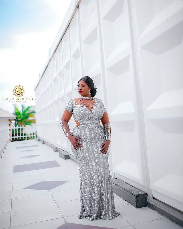 2021 Plus Size Arabic Aso Ebi Silver Luxurious Sparkly Prom Dresses Sheer Neck Sequined Evening Formal Party Second Reception Gowns Dress ZJ770