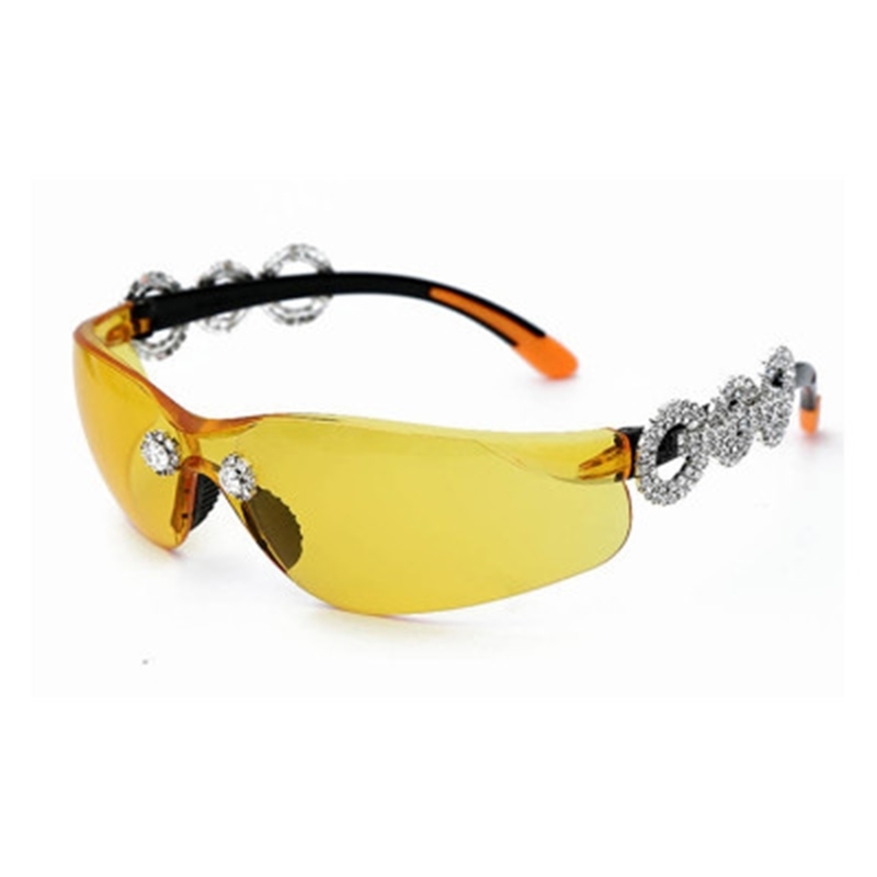 Sunglasses Luxury Diamond Men Women New Brand Designer Fashion Pilot Male Glasses Women Cat Eye Eyeglasses Cool Clear Lens UV400, White;black
Sunglasses Luxury Diamond Men Women New Brand Designer Fashion Pilot Male Glasses Women Cat Eye Eyeglasses Cool Clear Lens UV400, White;black