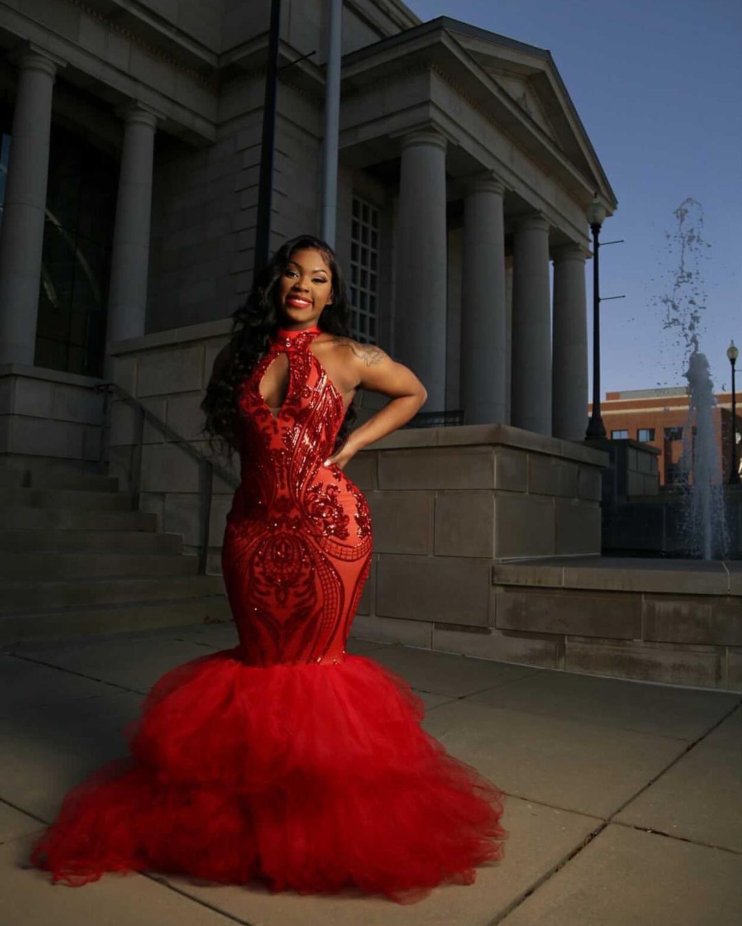 2021 Sexy Ruffles Red Evening Dresses Halter Neck Appliqued Sequin Mermaid Prom Dress Special Ocn Plus Size Party Gowns